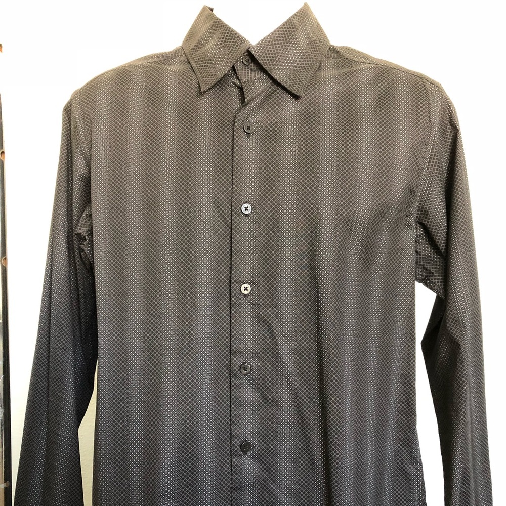 7 Diamonds Button-Up Shirt Size M